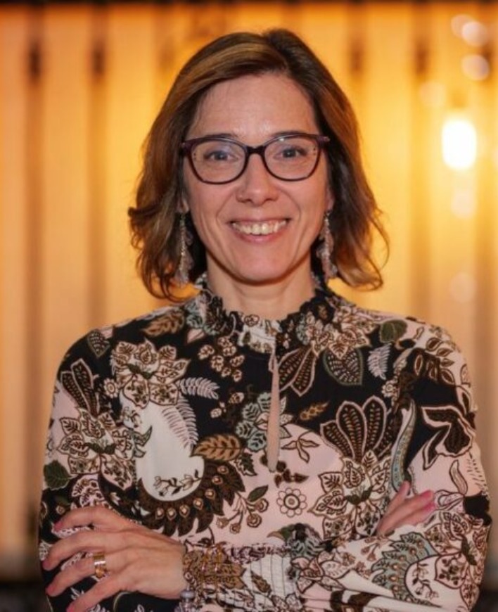 Pernyéz Zsuzsanna szervezet- és vezetésfejlesztési szakértő